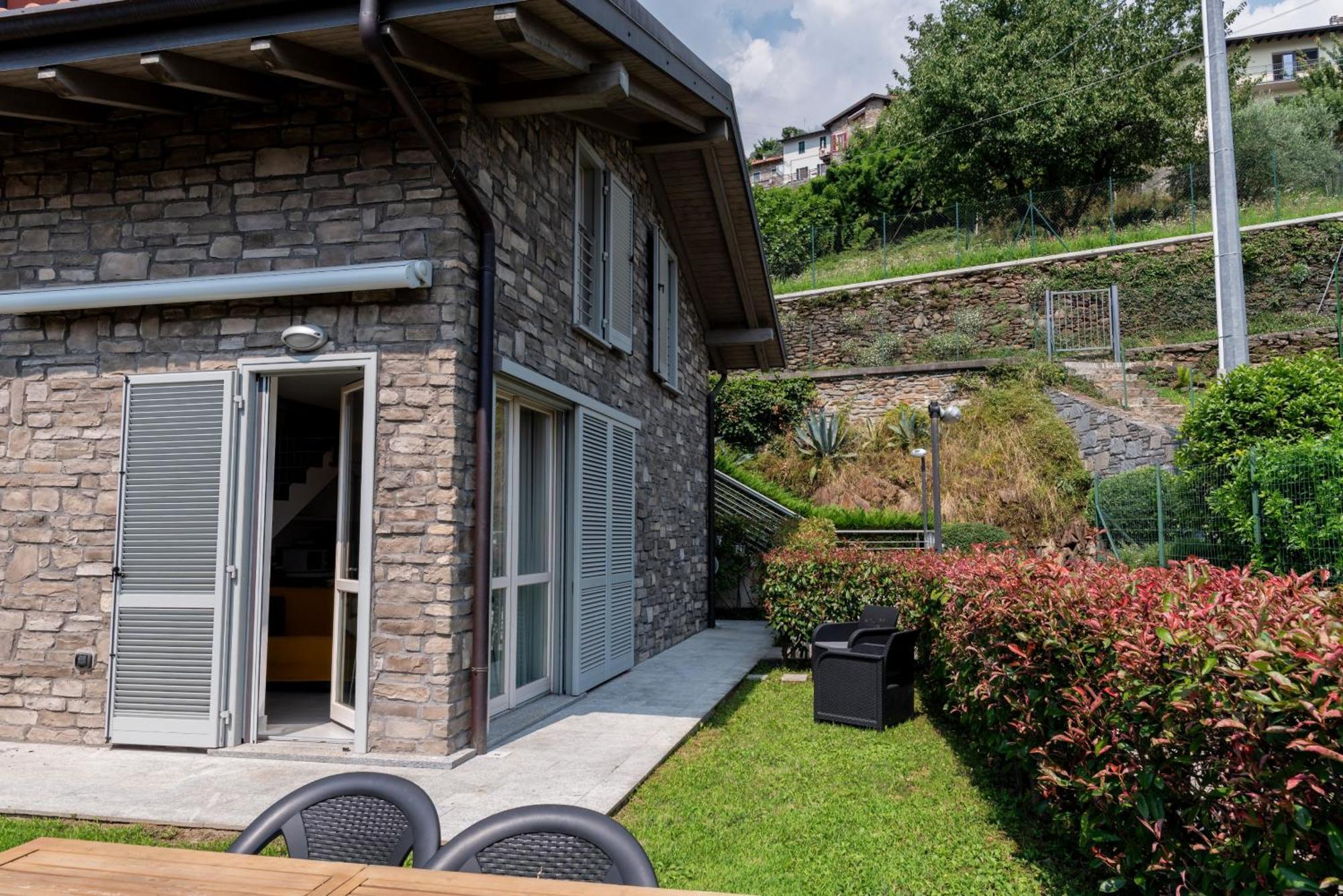 Sant'Anna Villetta Giardino - Pianello Del Lario By Lovecomo ภายนอก รูปภาพ
